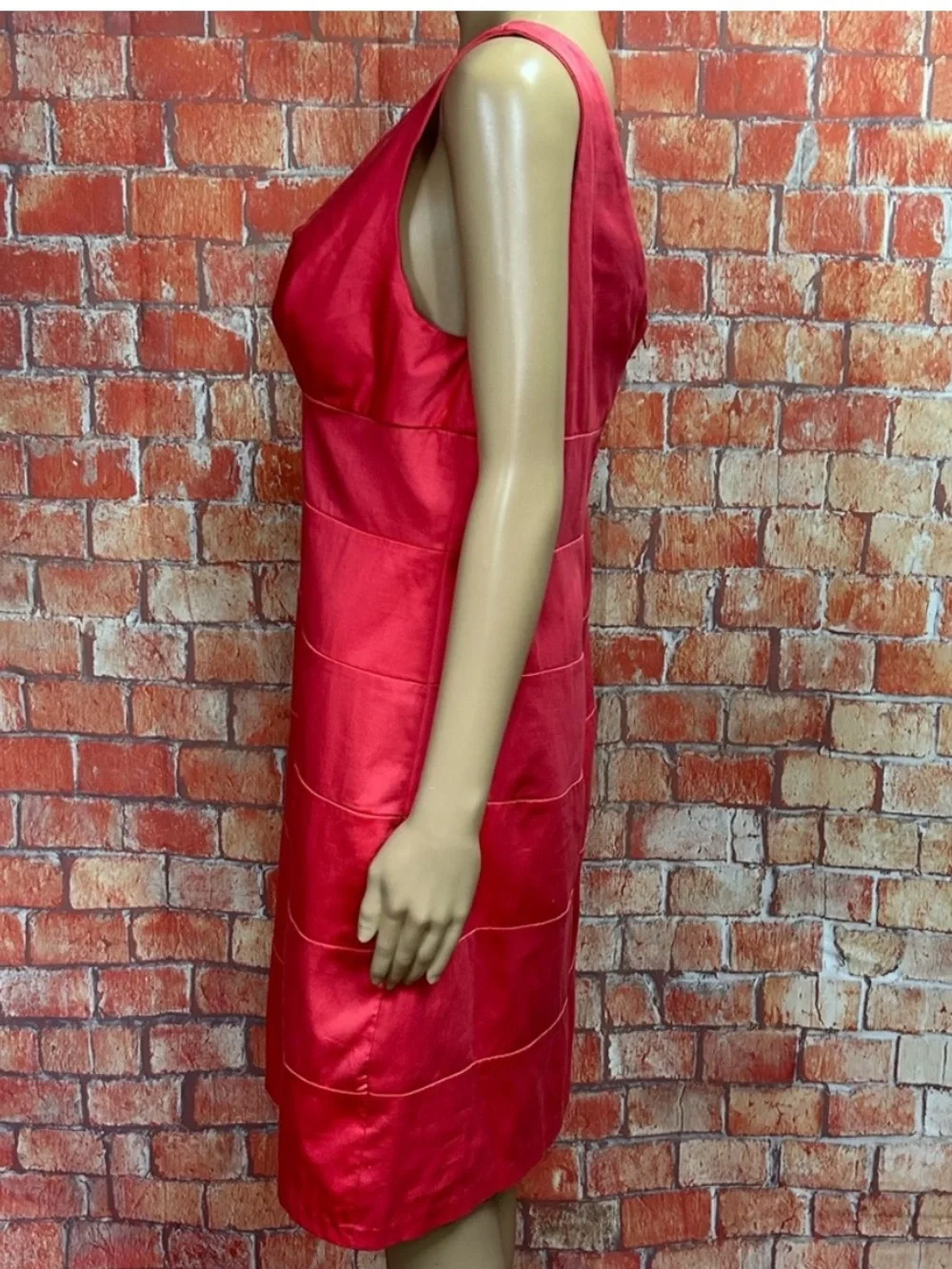 B. Smart Plus Size Coral V-Neck‎ Bandage Style Dress